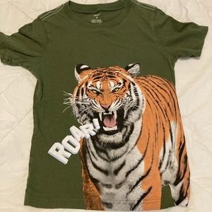 Tiger tee shirt.